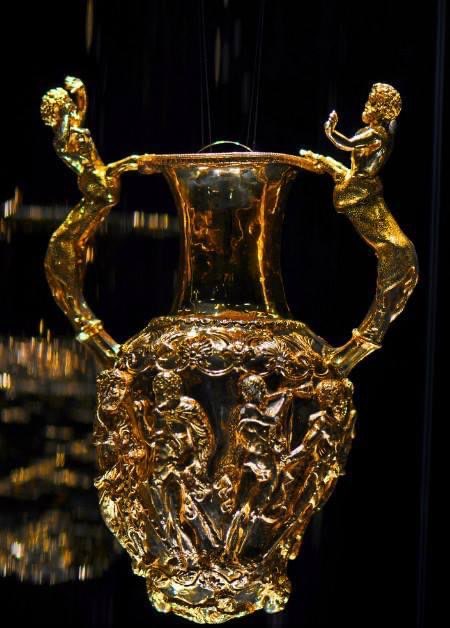 Amphora_Rhyton